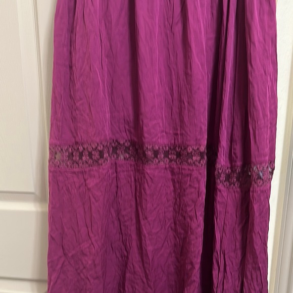 Elegant Purple Women's Skirt - Picture 4 of 5